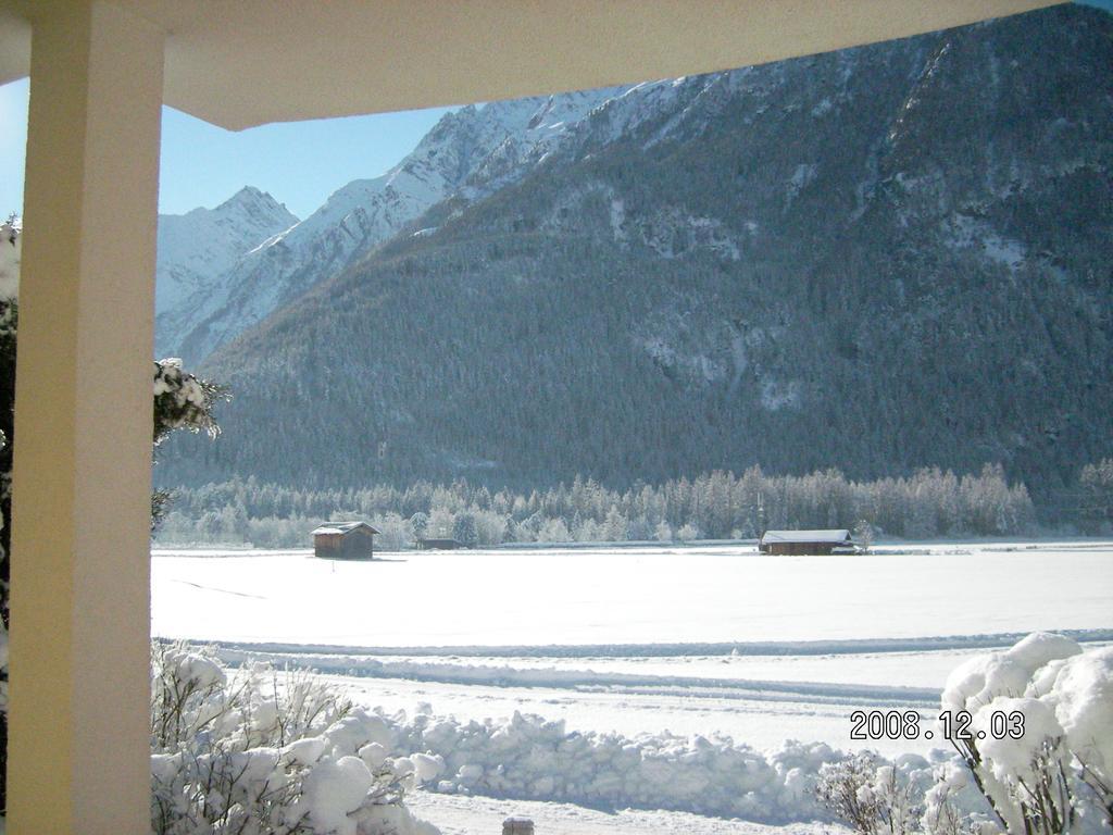 Apartamento Haus Tanja Längenfeld Habitación foto
