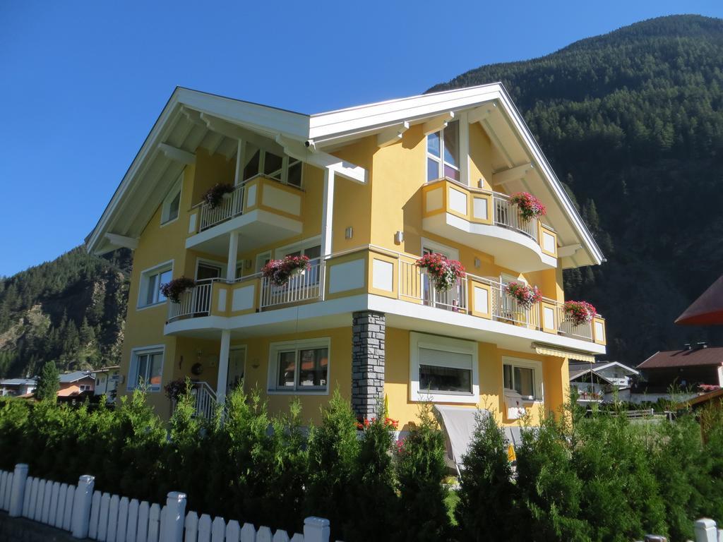 Apartamento Haus Tanja Längenfeld Exterior foto